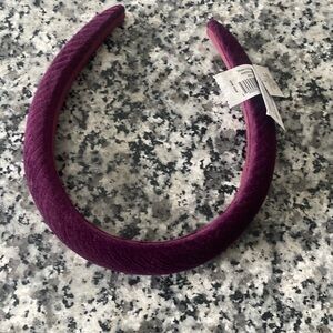 NWT GAP faux velvet ribbed headband